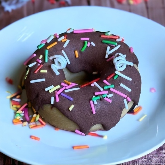 ⚠️SALE Candle // Handmade Chocolate Donut Shaped Soy Wax Candle SEND OFFERS🥳 - Picture 2 of 4